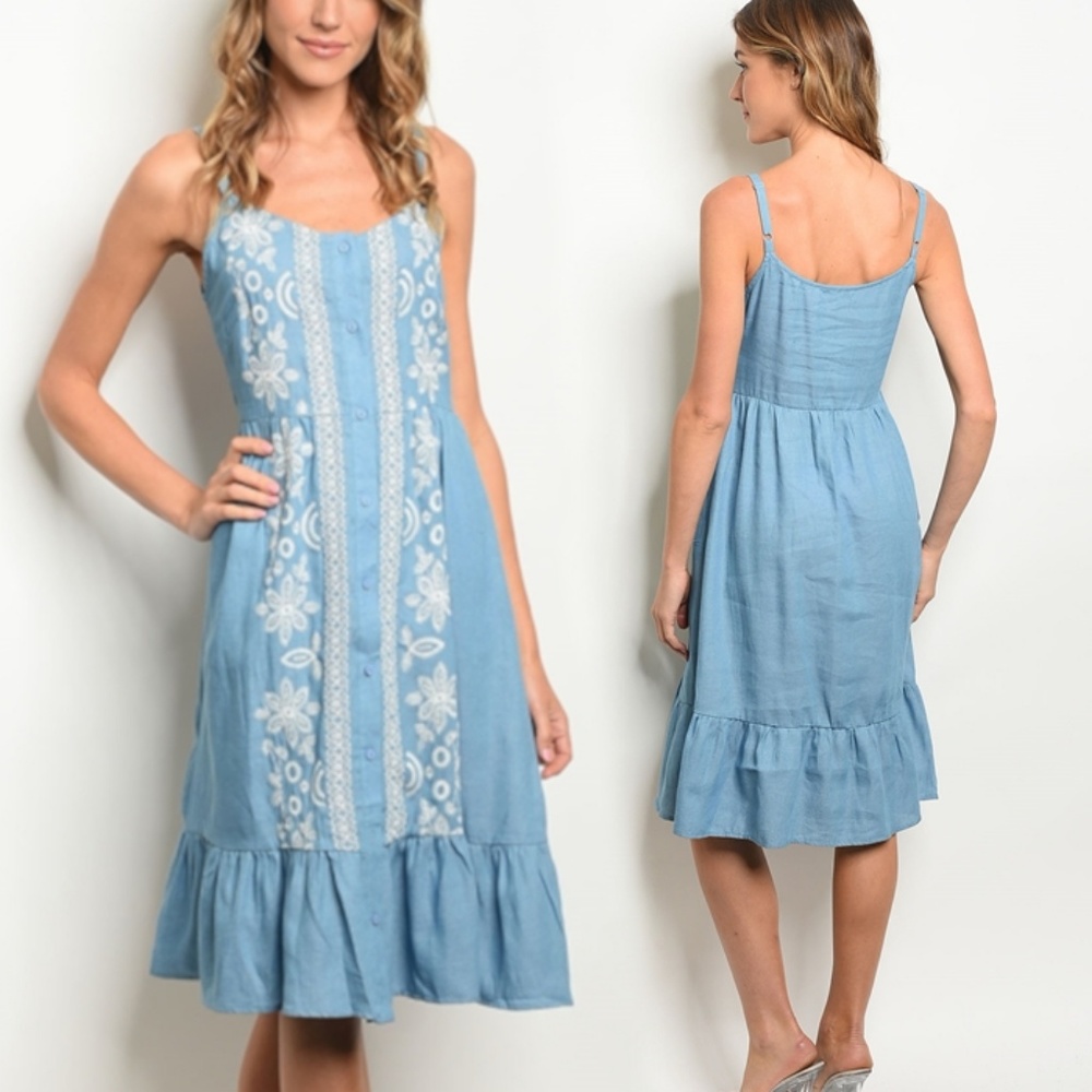 2 POCKETS ! Denim Button Up Embroidered SunDress - Picture 1 of 9